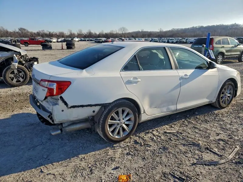 2012 TOYOTA CAMRY SE  