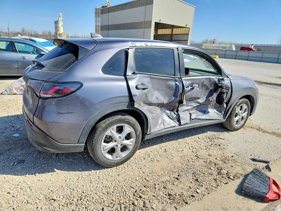 2023 HONDA HR-V LX  