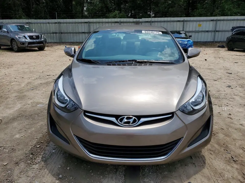 2014 HYUNDAI ELANTRA SE  