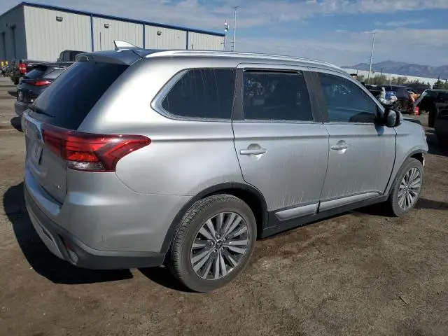 2020 MITSUBISHI OUTLANDER SE  