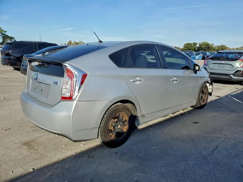 2012 TOYOTA PRIUS   