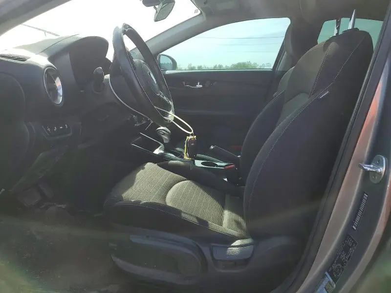 2021 KIA FORTE EX  