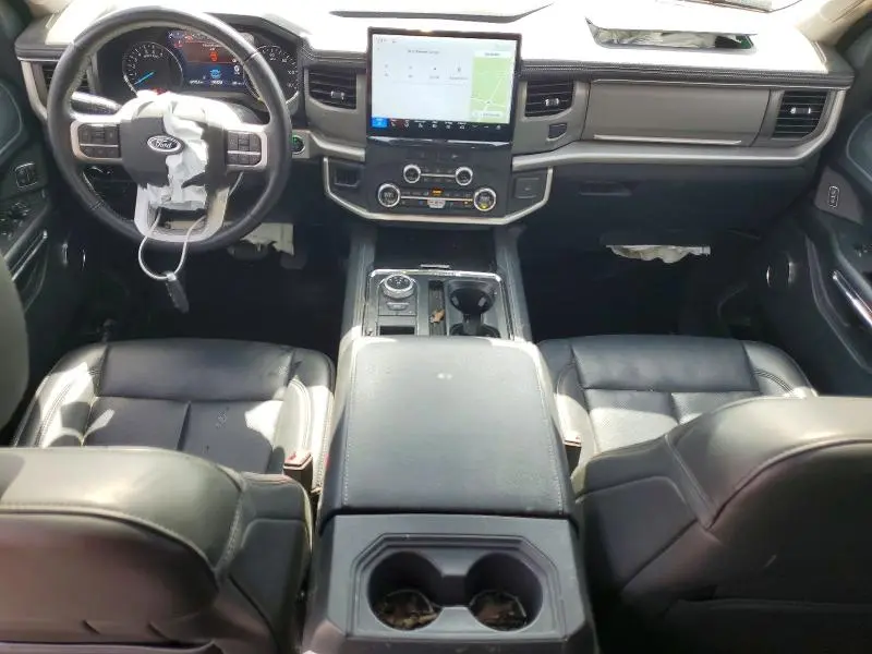 2023 FORD EXPEDITION XLT  
