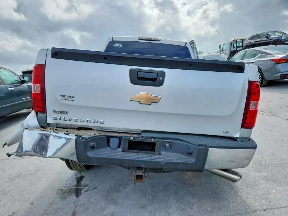 2011 CHEVROLET SILVERADO C1500 LT  
