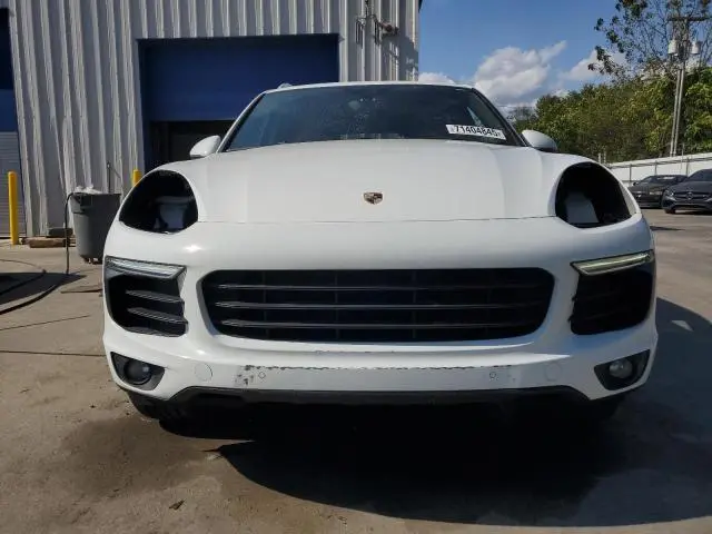 2016 PORSCHE CAYENNE   