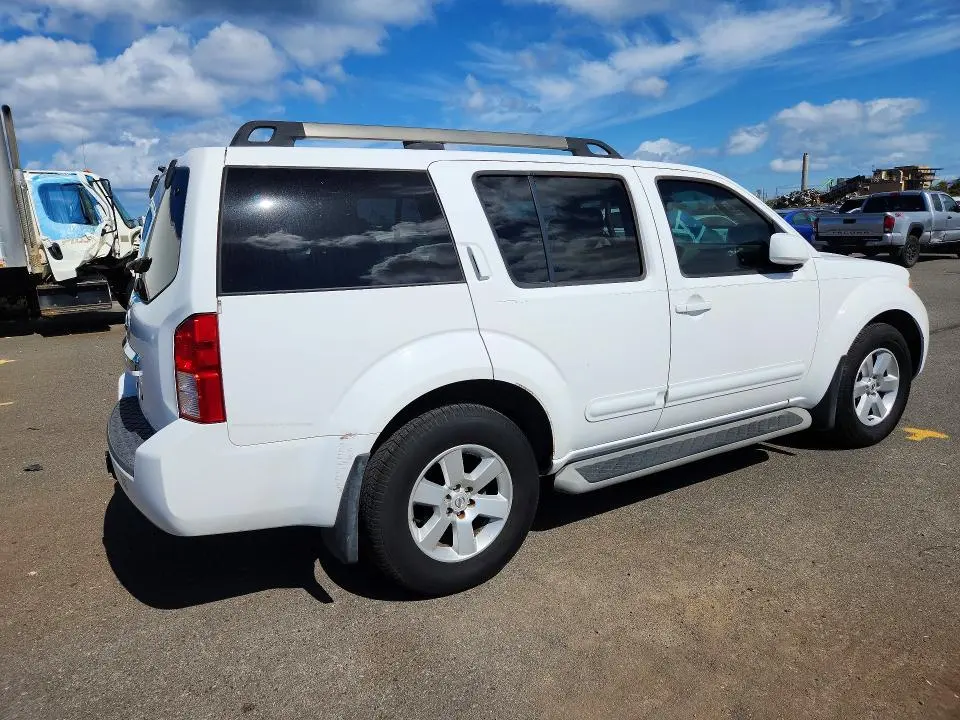 2012 NISSAN PATHFINDER S  