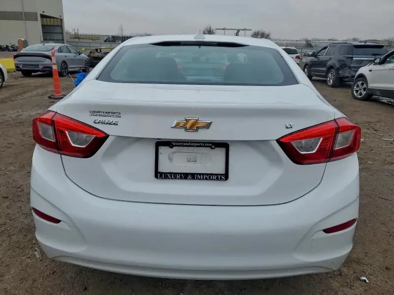 2018 CHEVROLET CRUZE LT  