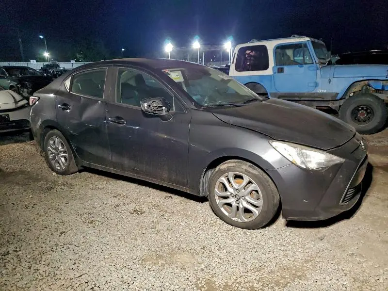 2017 TOYOTA YARIS IA   