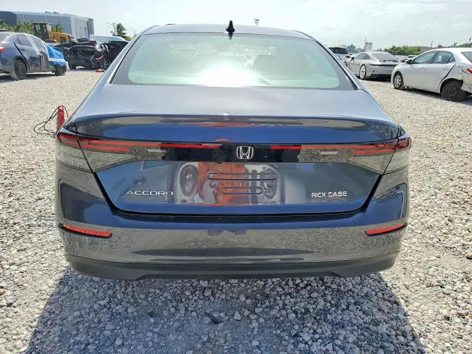 2025 HONDA ACCORD LX  