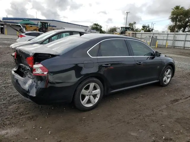 2013 VOLKSWAGEN PASSAT SE  