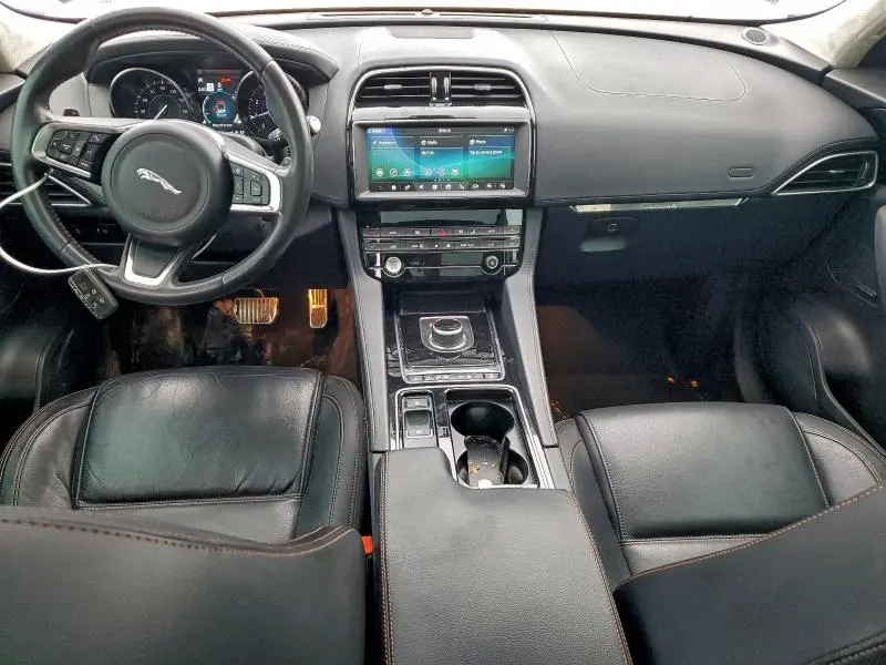 2019 JAGUAR F-PACE PRESTIGE  