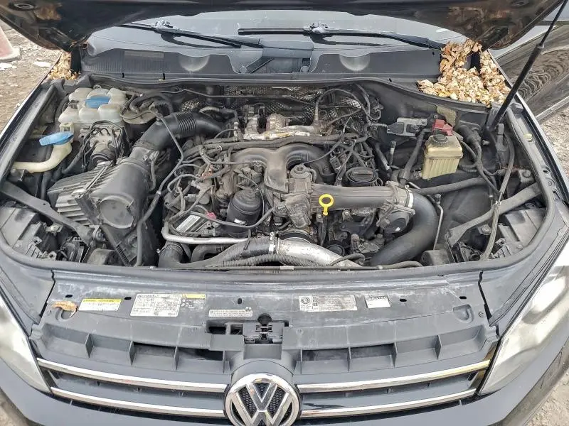 2014 VOLKSWAGEN TOUAREG V6 TDI  