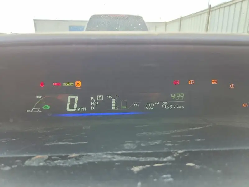 2015 TOYOTA PRIUS V TWO  