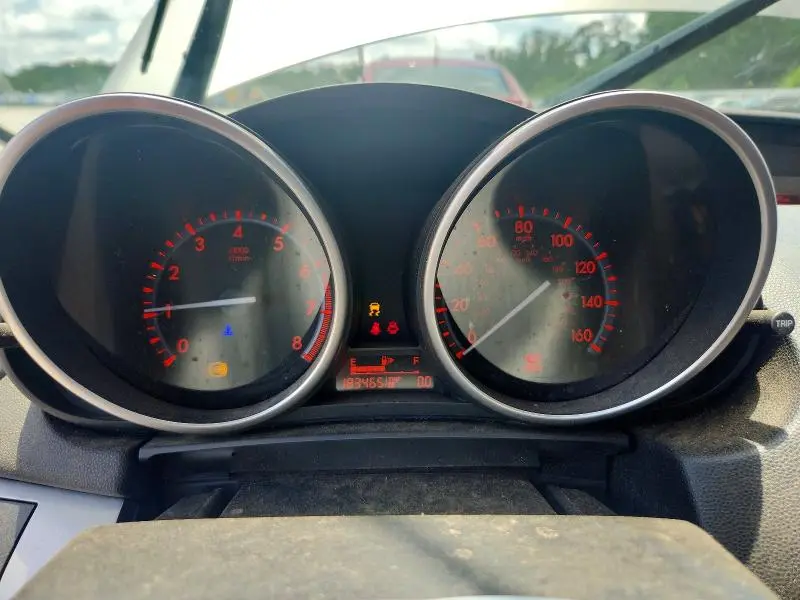 2011 MAZDA 3 S  