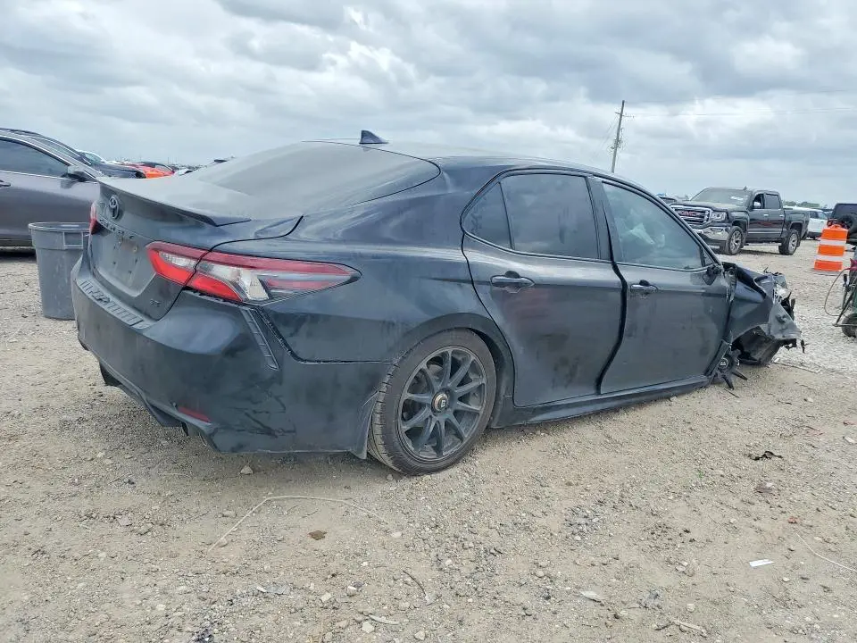 2021 TOYOTA CAMRY SE NIGHTSHADE  