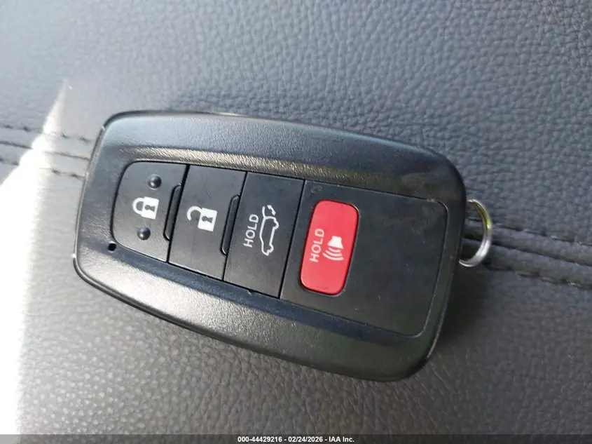 2025 TOYOTA RAV4 HYBRID LIMITED