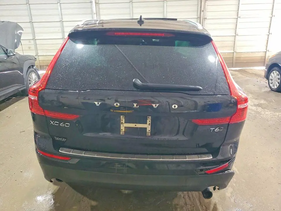 2018 VOLVO XC60 T6  