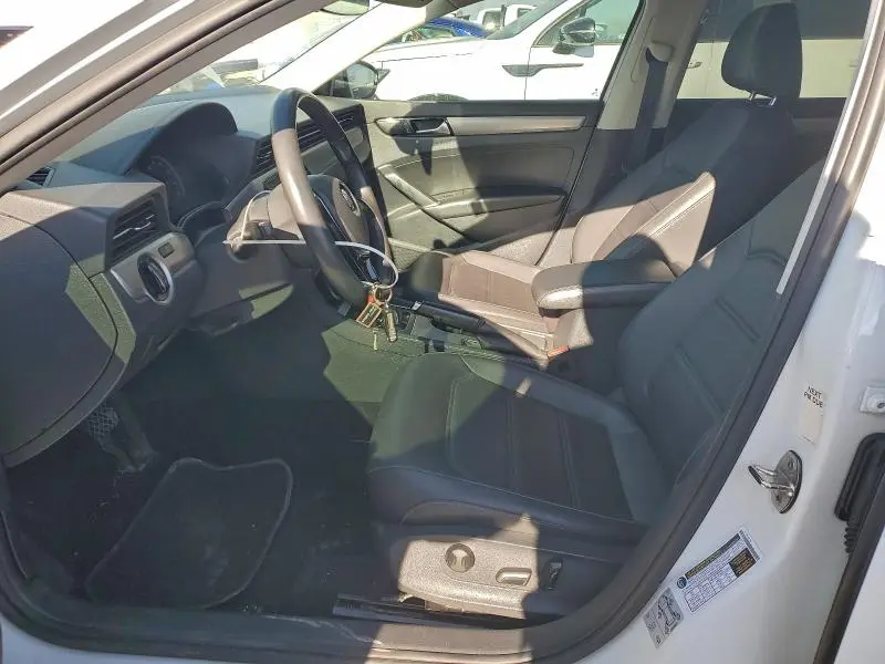 2021 VOLKSWAGEN PASSAT SE  