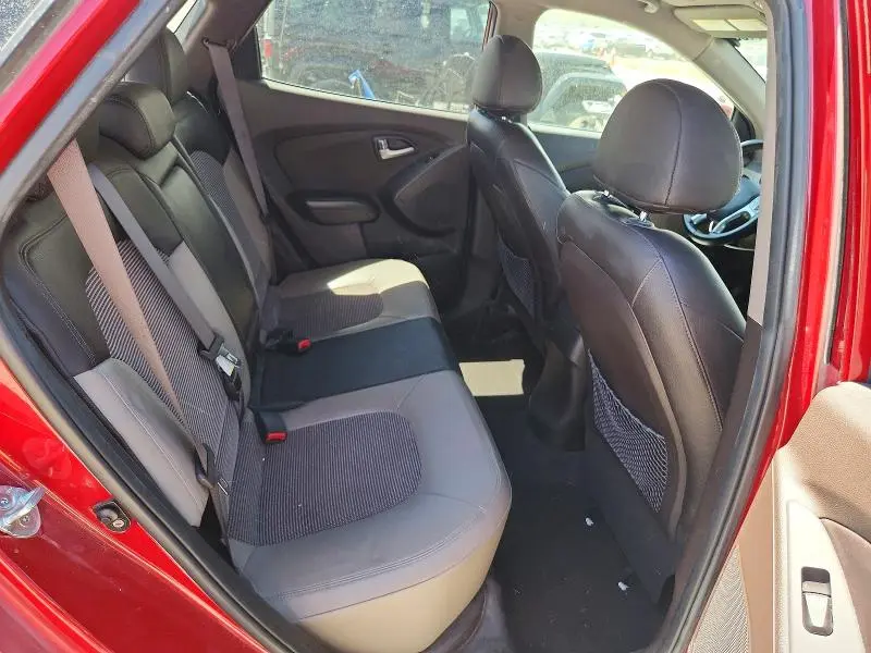 2012 HYUNDAI TUCSON GLS  