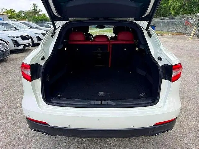 2018 MASERATI LEVANTE   