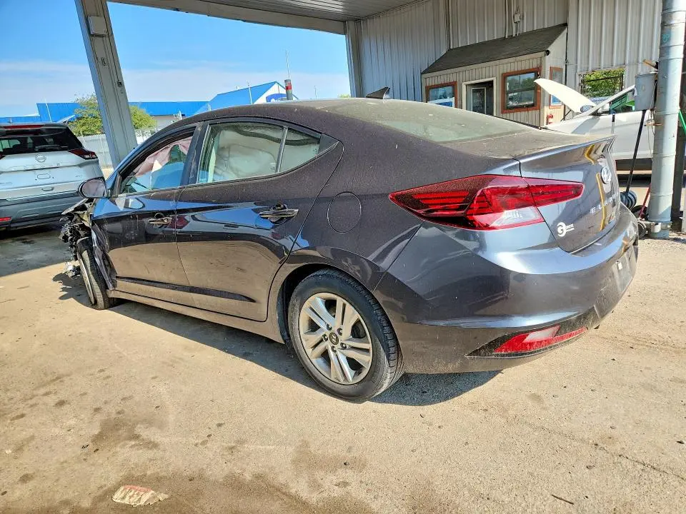 2020 HYUNDAI ELANTRA SEL  