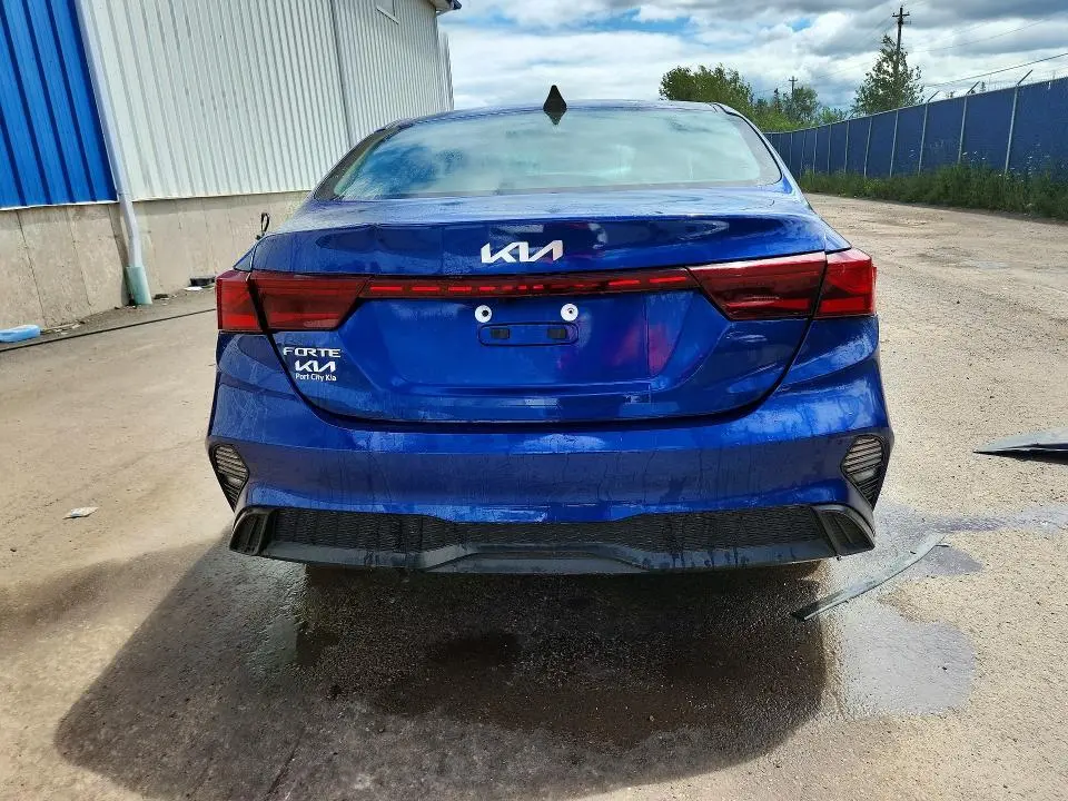 2024 KIA FORTE LX  