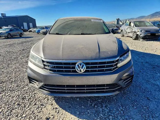 2017 VOLKSWAGEN PASSAT R-LINE  