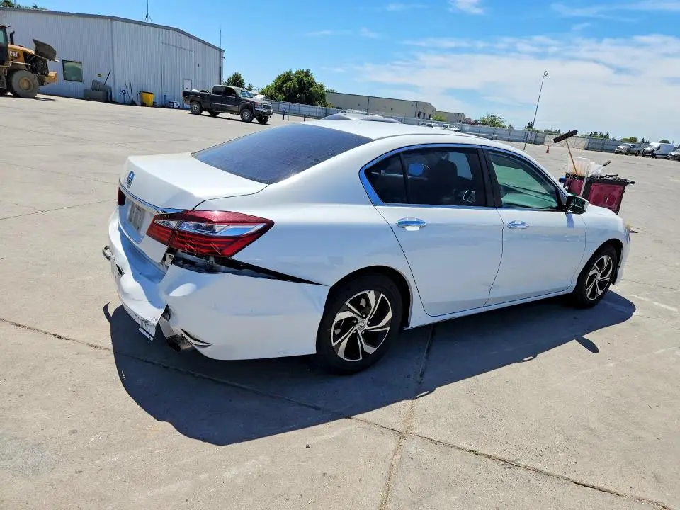 2017 HONDA ACCORD LX  