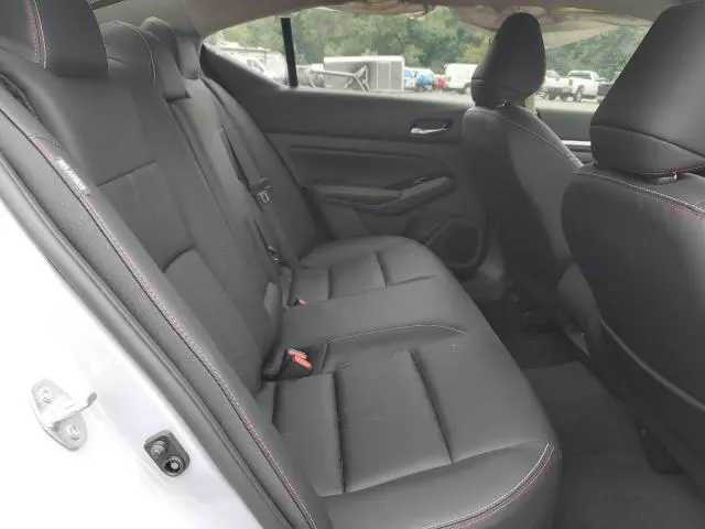 2024 NISSAN ALTIMA SR  