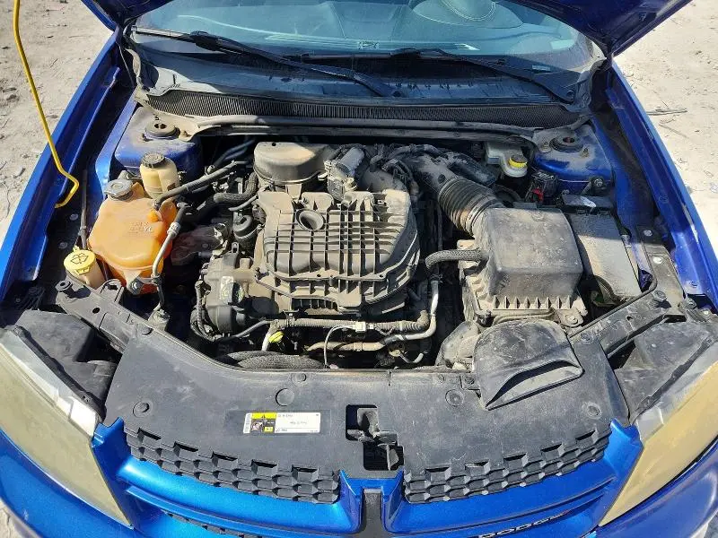 2013 DODGE AVENGER SE  