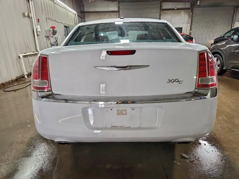 2011 CHRYSLER 300C   