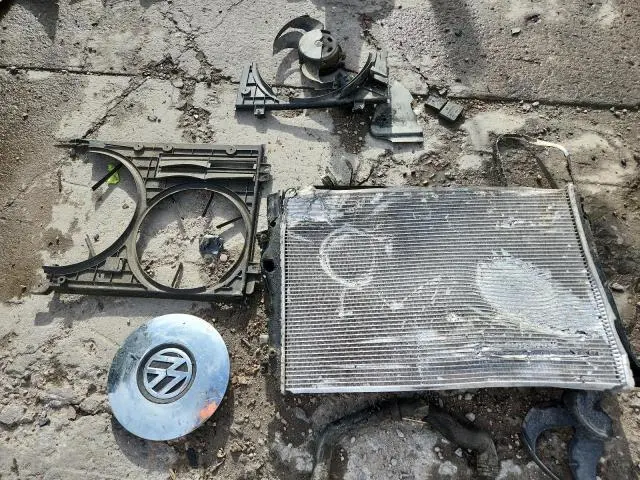 2014 VOLKSWAGEN BEETLE   