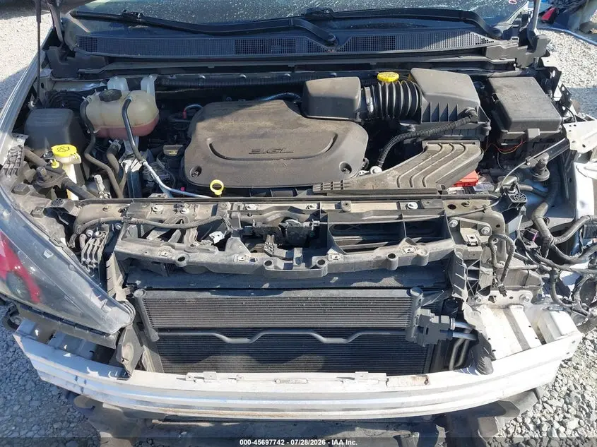 2021 CHRYSLER VOYAGER LXI