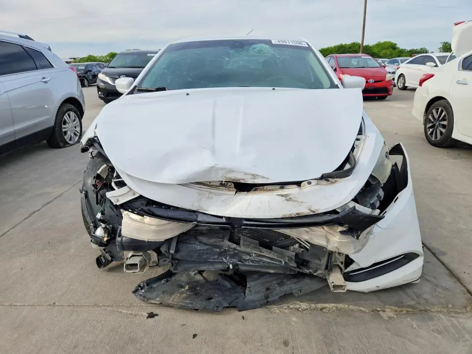 2016 DODGE DART SE  