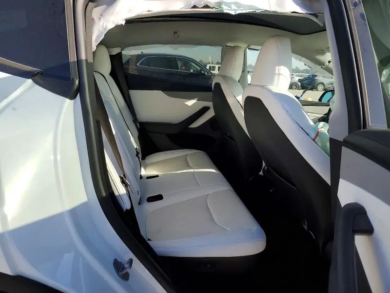 2026 TESLA MODEL Y   