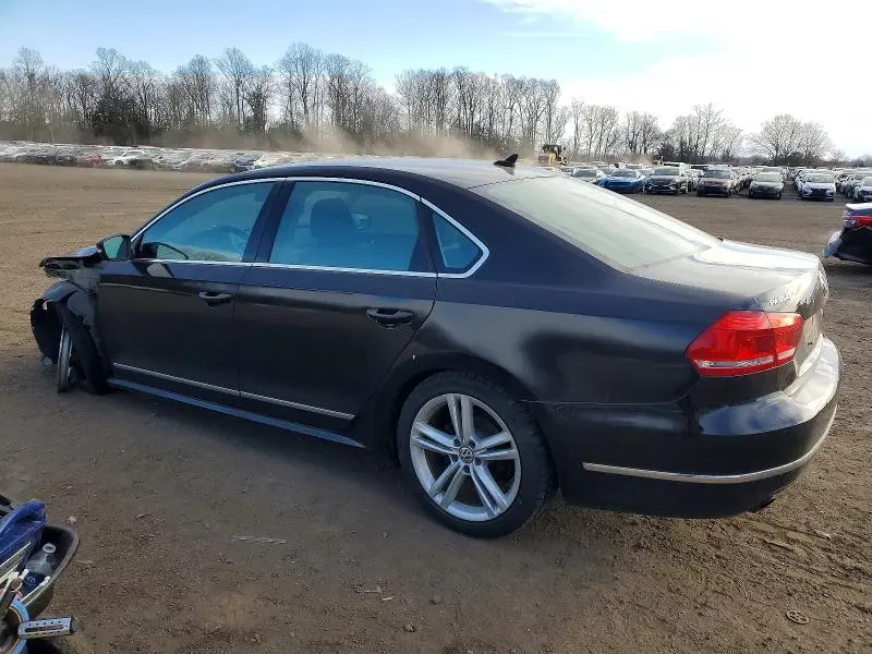 2015 VOLKSWAGEN PASSAT SE  