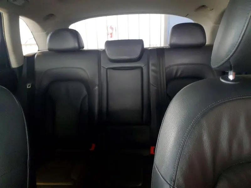 2011 AUDI Q5 PREMIUM PLUS  