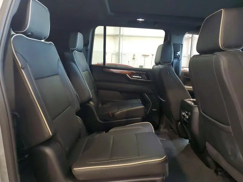 2025 GMC YUKON XL ELEVATION  