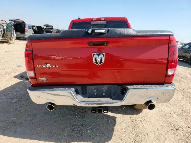 2015 RAM 1500 SLT  