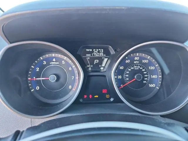 2011 HYUNDAI ELANTRA GLS  