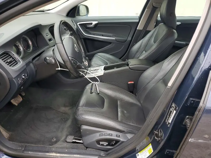 2011 VOLVO S60 T6  