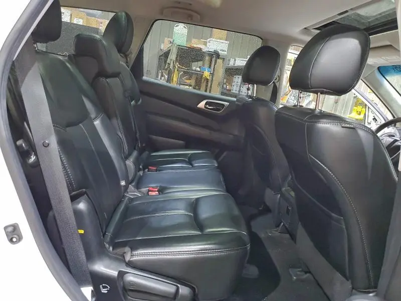 2016 NISSAN PATHFINDER S  