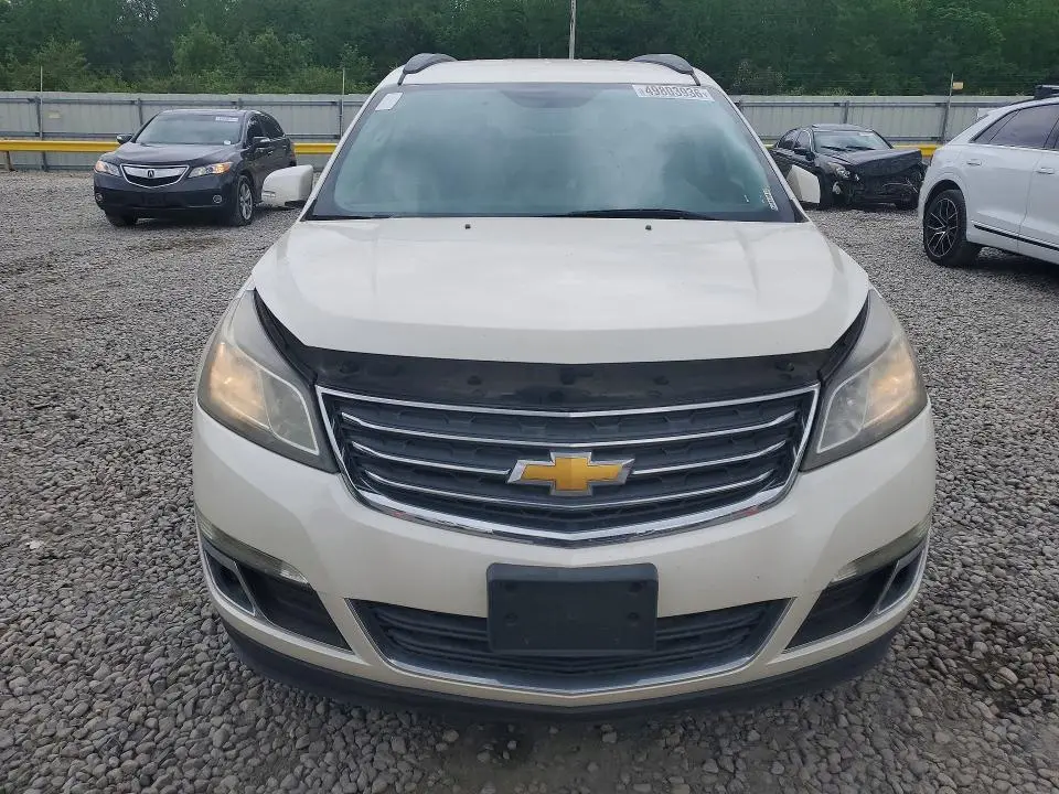 2015 CHEVROLET TRAVERSE LT  