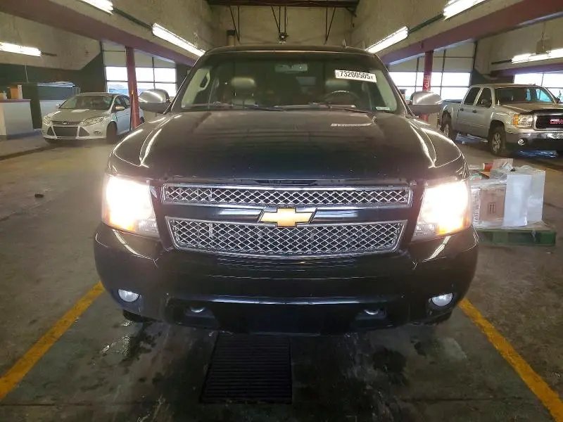 2013 CHEVROLET SUBURBAN K1500 LT  