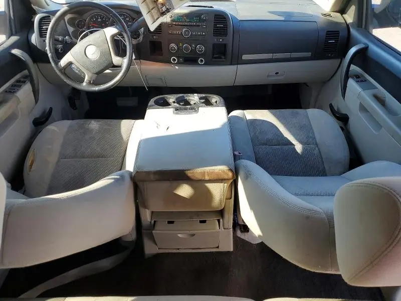 2011 CHEVROLET SILVERADO C1500 LT  