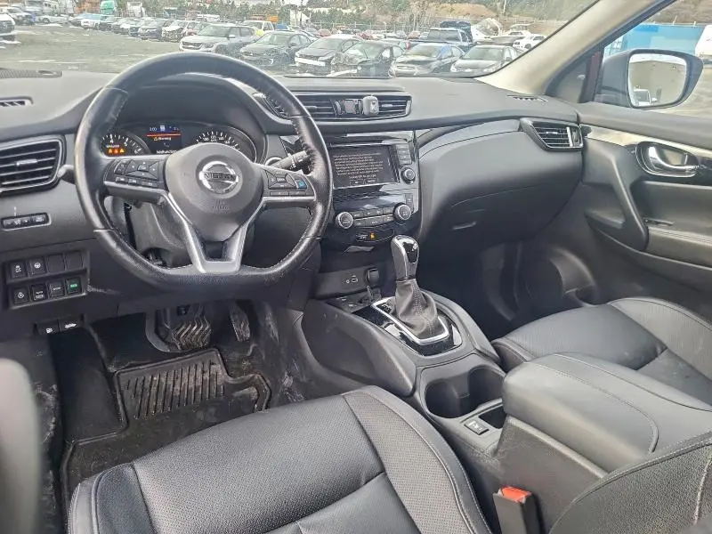 2021 NISSAN ROGUE SPORT SV  