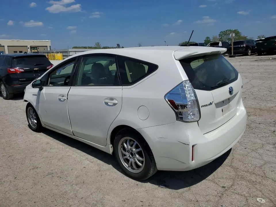 2013 TOYOTA PRIUS V THREE  