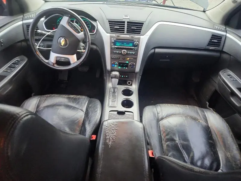 2011 CHEVROLET TRAVERSE LT  