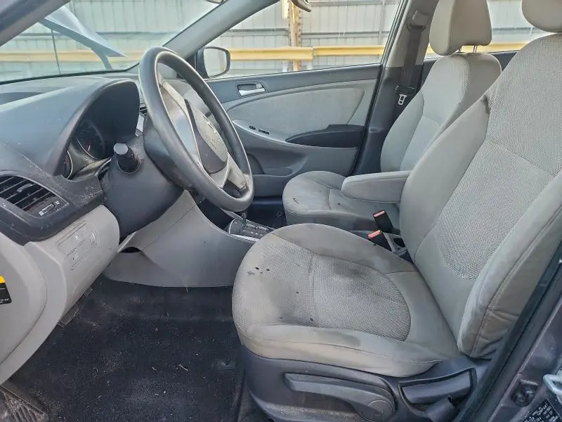 2013 HYUNDAI ACCENT GLS  