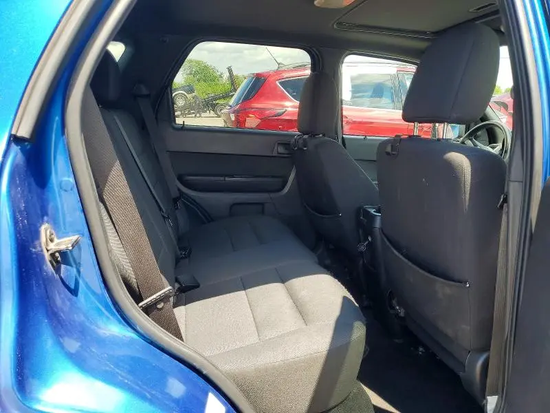 2011 FORD ESCAPE XLT  